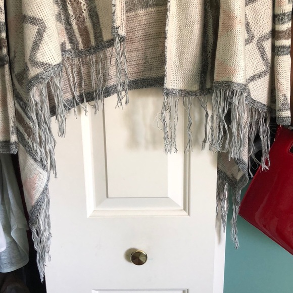 Patterned Cardigan - Picture 3 of 3